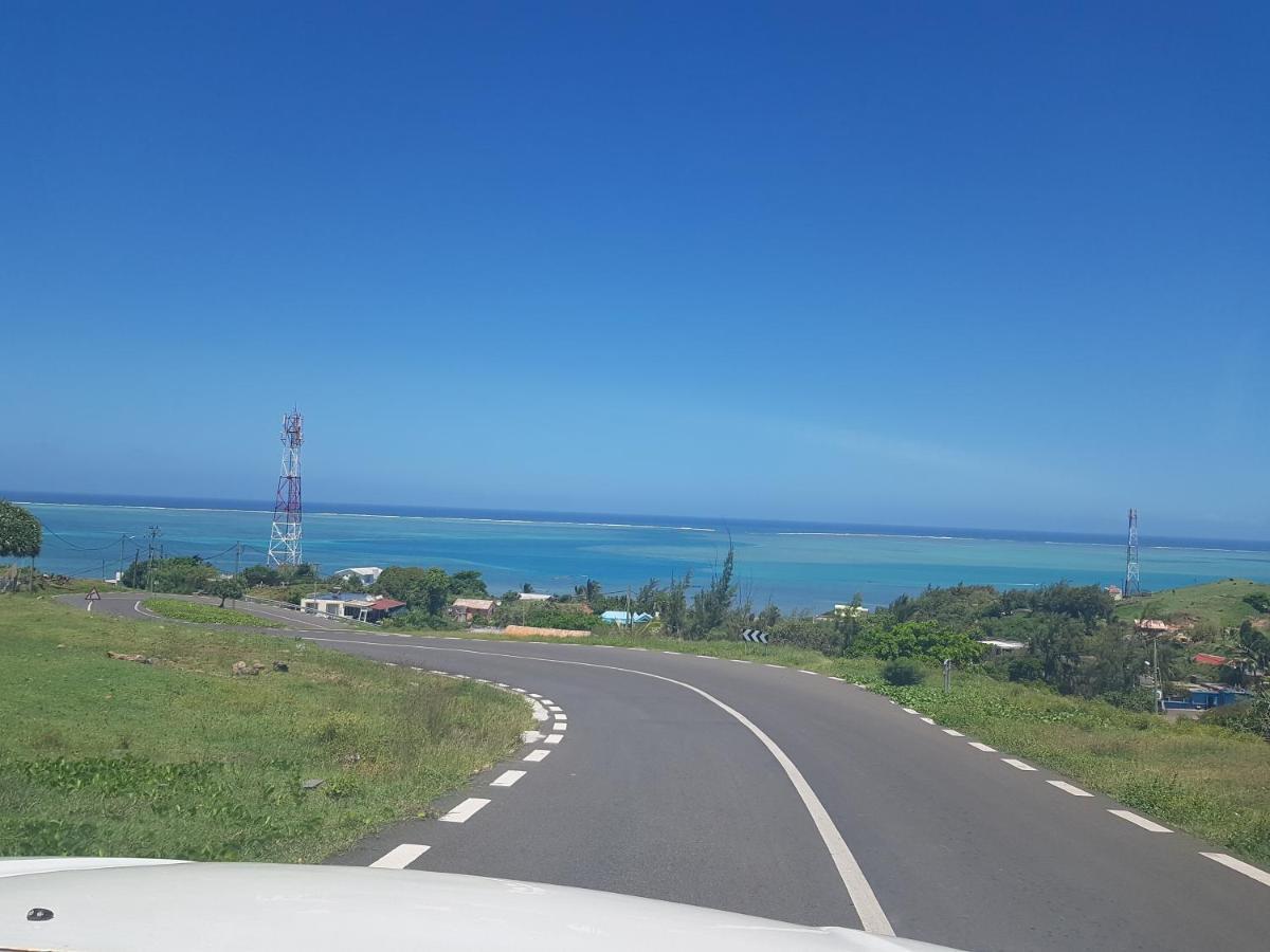 Chez Tonio Magic Ocean View Villa Port South East Bagian luar foto