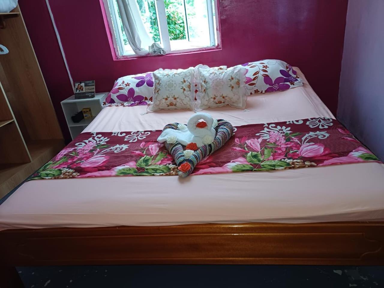 Chez Tonio Magic Ocean View Villa Port South East Bagian luar foto